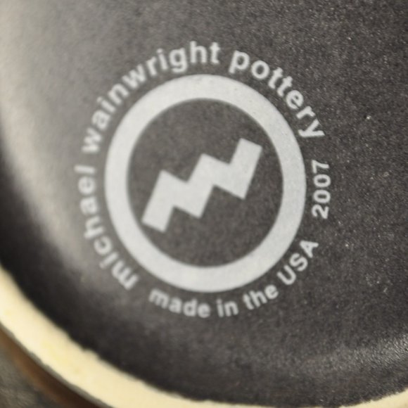 TWO signed 22 oz bowls 2007 Michael Wainwright ceramics grey (w1451) - Picture 16 of 16